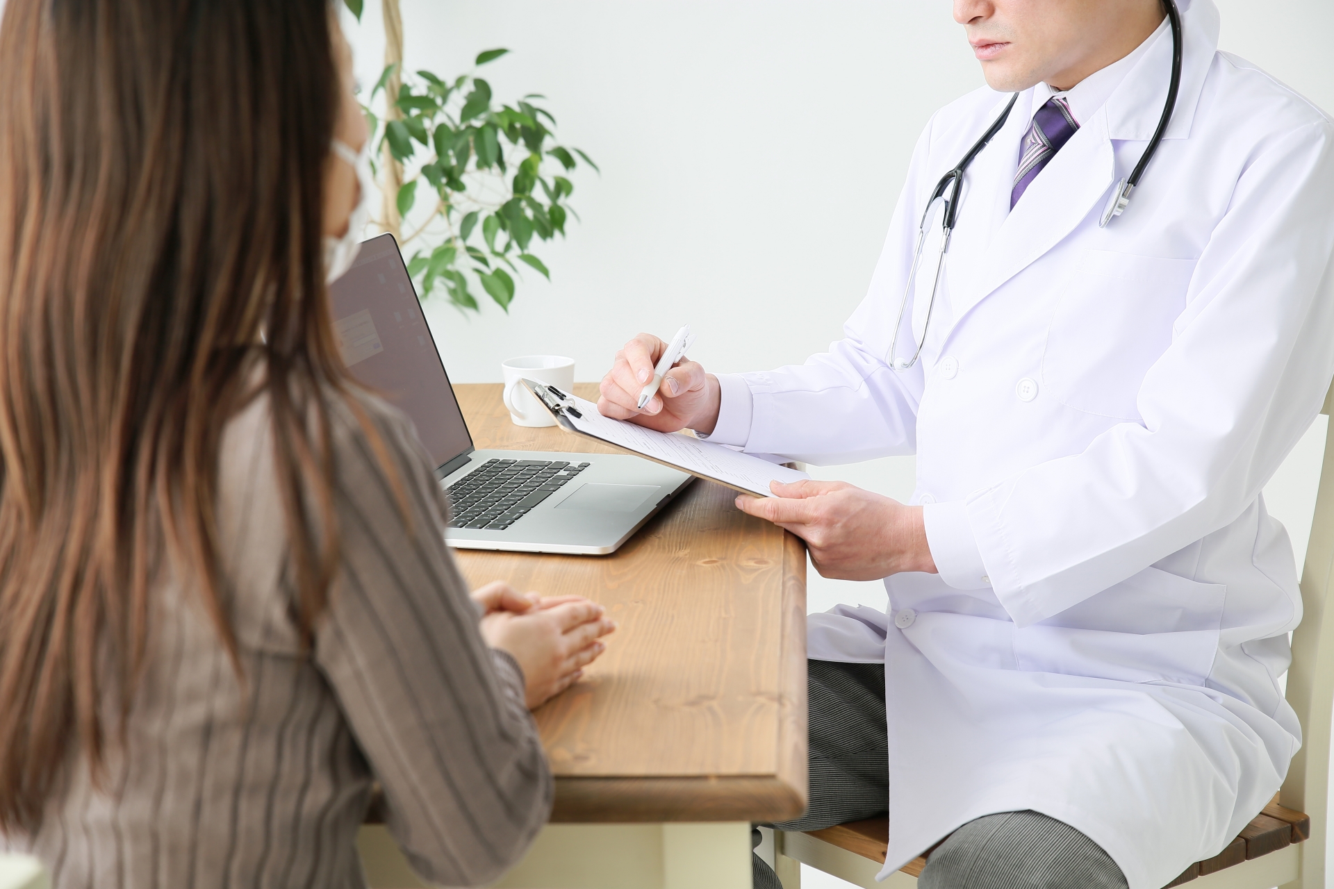 子宮頸がんの検査はどのように行われるのですか?